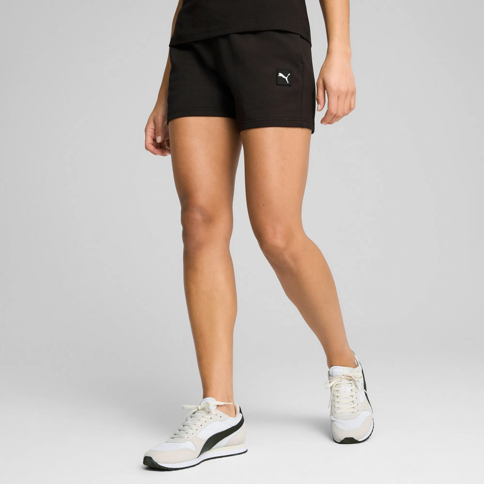 PUMA Women's ESS ELEVATED 5" Mid-Rise Shorts Women